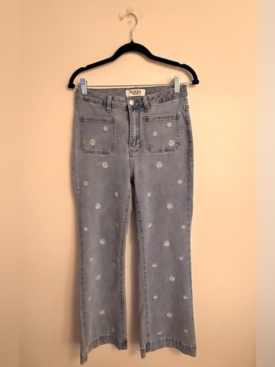 Denim - Boho Daisy Embroidered Jeans